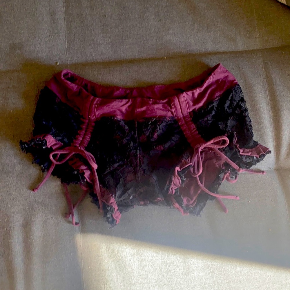 Inifinti lace tie dance shorts
